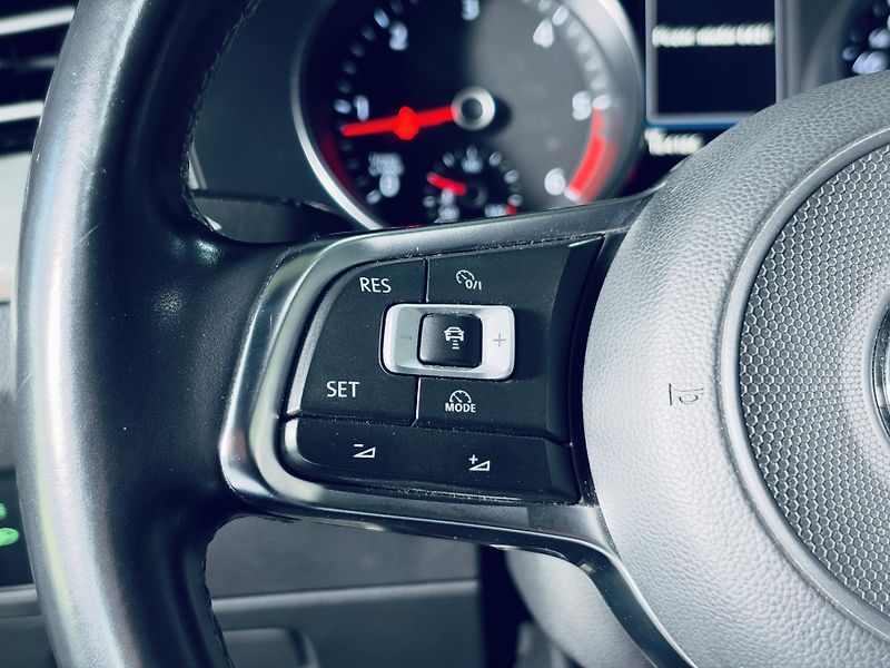 Volkswagen Passat (2019) 2.0TDI*R-LINE*CZ*LED*1.MAJ* - fotka 18 z 39