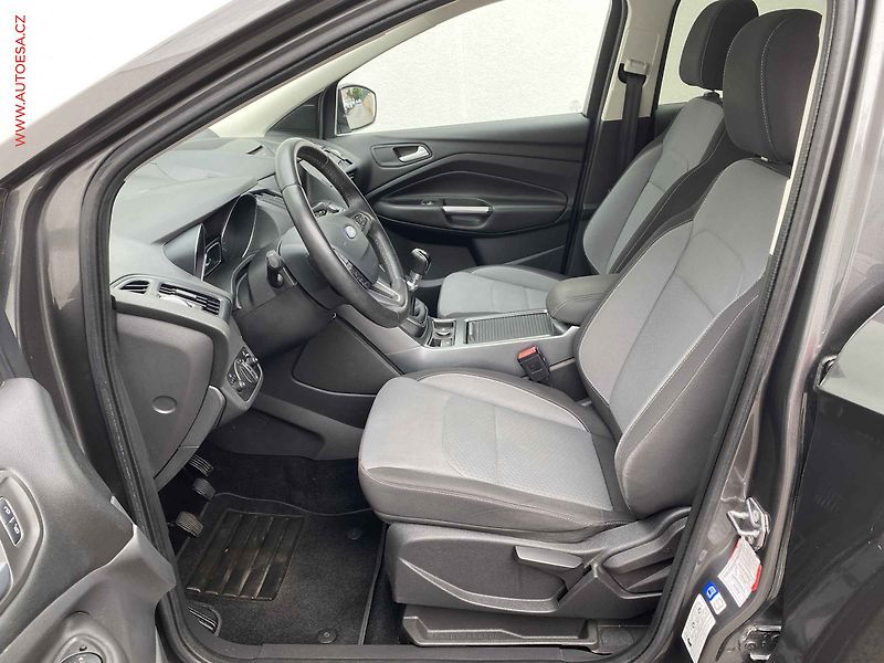 Ford Kuga (2016) 1.5 EB, Navi, kamera - fotka 9 z 18