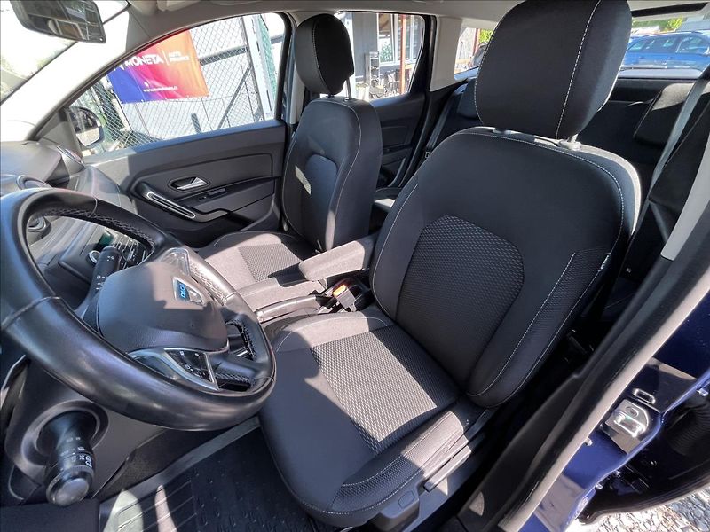 Dacia Duster 1,5 dCi 4x4 DPH  Tažné,Klima - fotka 25 z 45