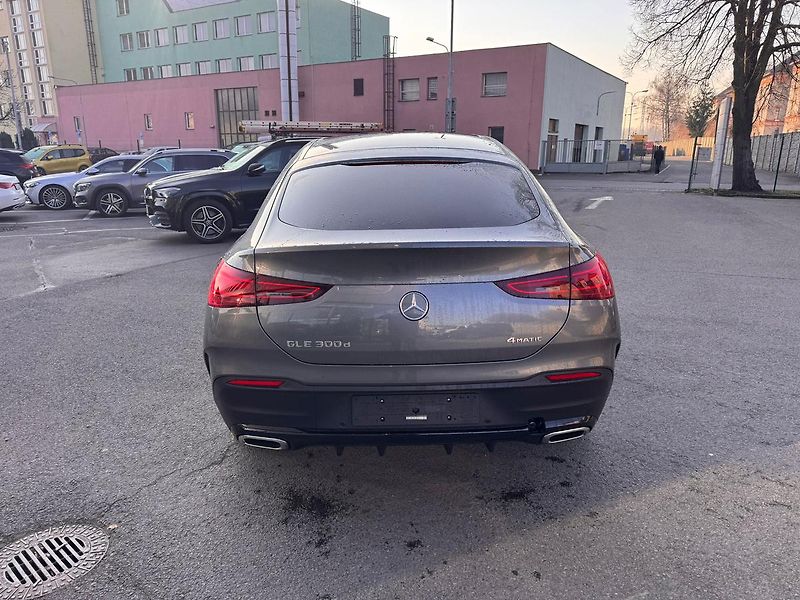 Mercedes-Benz GLE (2026) 300 d 4MATIC kupé - fotka 6 z 27