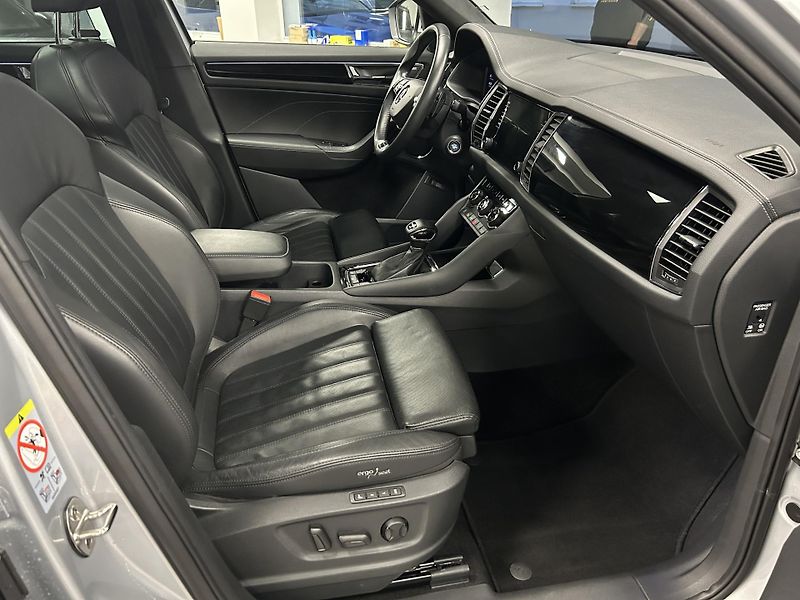 Škoda Kodiaq (2023) 2.0TDi L&K 4x4 7míst Panor 360 - fotka 45 z 52