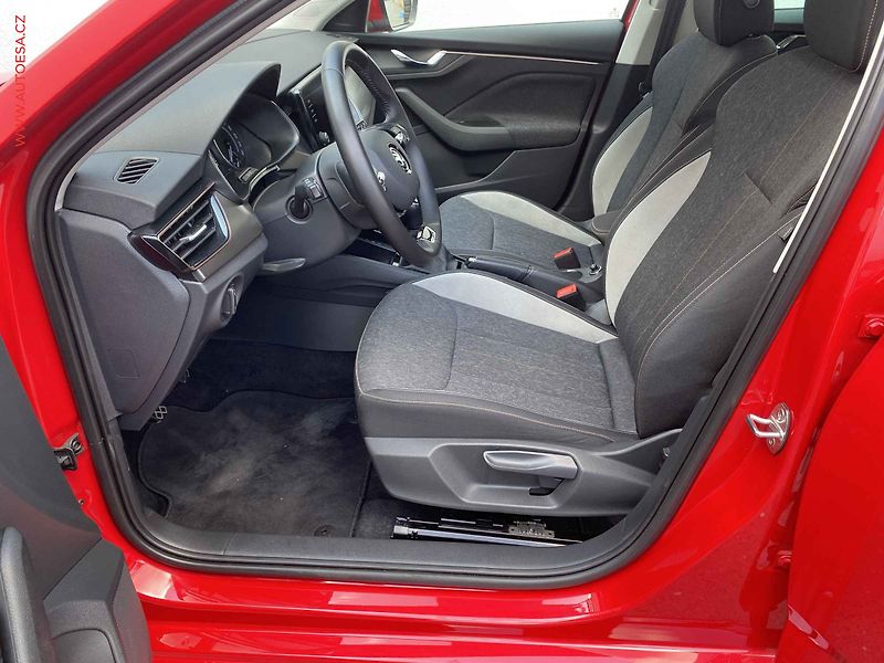 Škoda Scala (2023) 1.5 TSi, 1.maj,ČR, Style - fotka 9 z 19