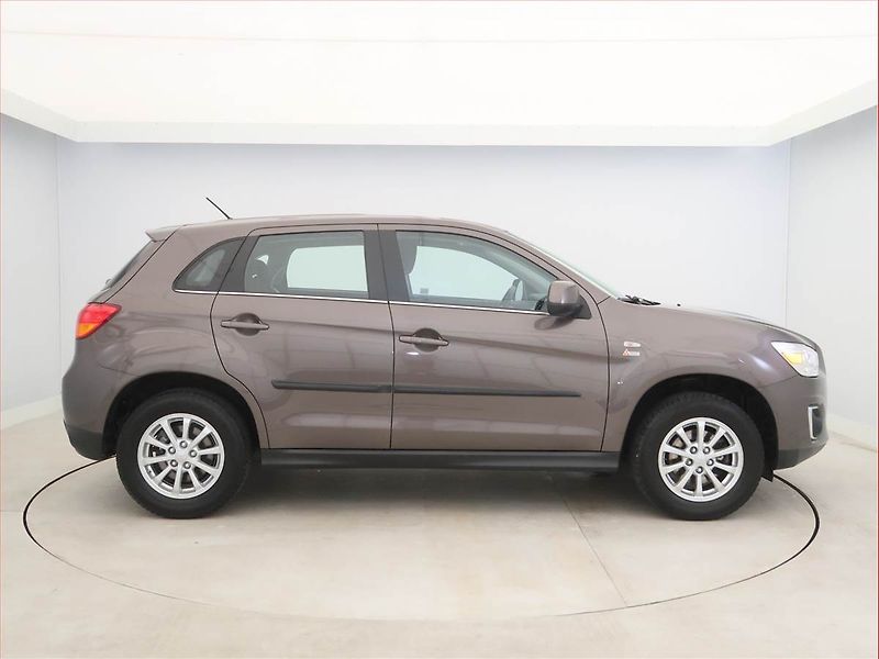 Mitsubishi ASX (2015) 1.6 MIVEC, ČR,1.maj - fotka 6 z 18