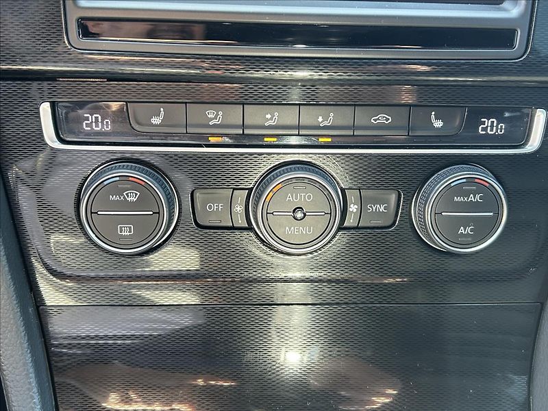 Volkswagen Golf 2,0 GTD Xen,Nav,Kůže,ACC,Kamer - fotka 15 z 38
