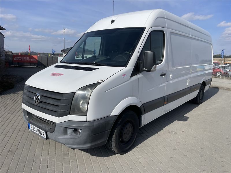 Volkswagen Crafter 2,0 TDi 120kw polointegrovaný - fotka 35 z 42