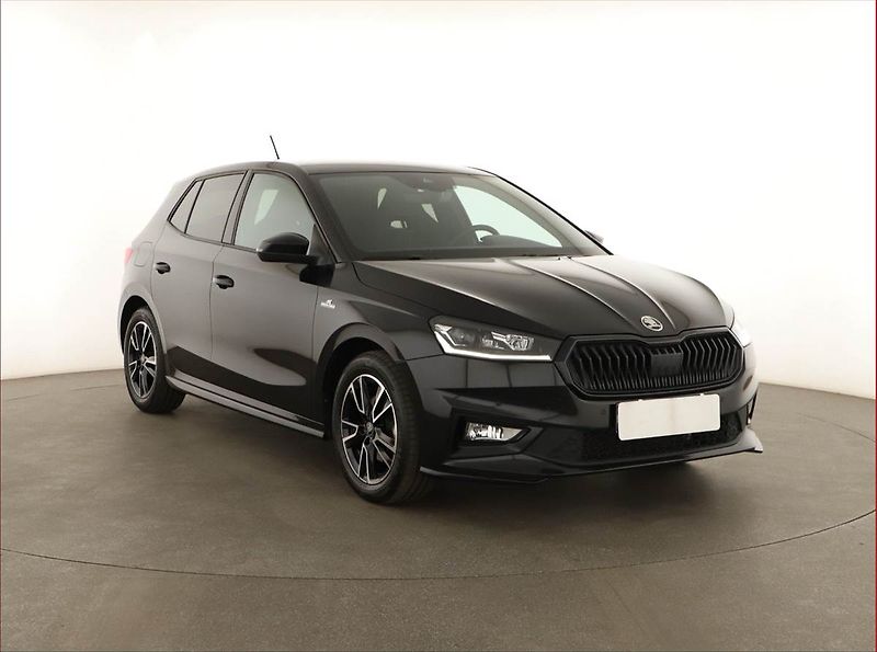 Škoda Fabia (2025) 1.0 TSI, Monte Carlo, FullLed - fotka 1 z 16