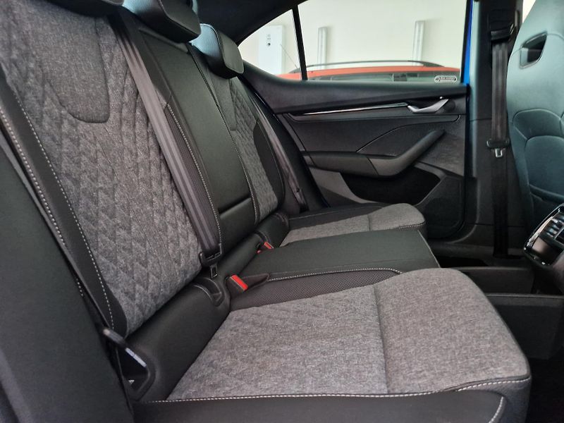 Škoda Octavia (2025) 1.5 TSI SPORTLINE IV FL - fotka 9 z 10