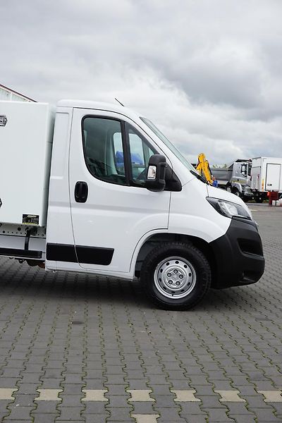 Peugeot Boxer (2023) 2,2 HDi / 140 KM / WYWROTKA /  - fotka 31 z 52