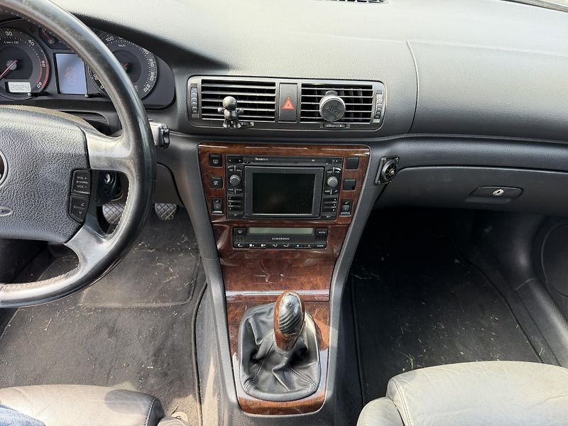 Škoda Superb 1.9 tdi - fotka 16 z 20