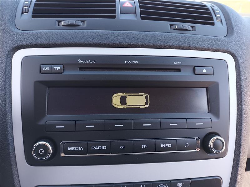 Škoda Octavia 1,2 TSI,77kw,KLIMA,TEMPOMAT, - fotka 27 z 29
