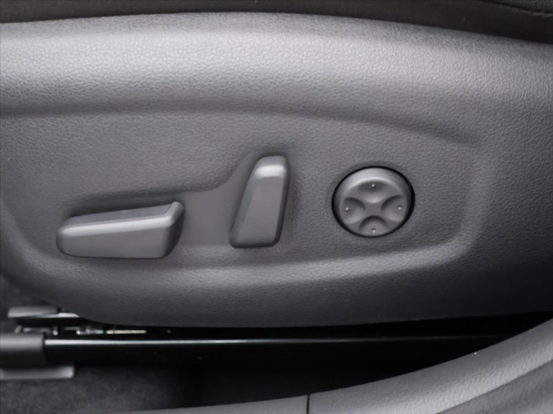 Hyundai i30 1,5 T-GDI 117kW N-Line Premium - fotka 16 z 34