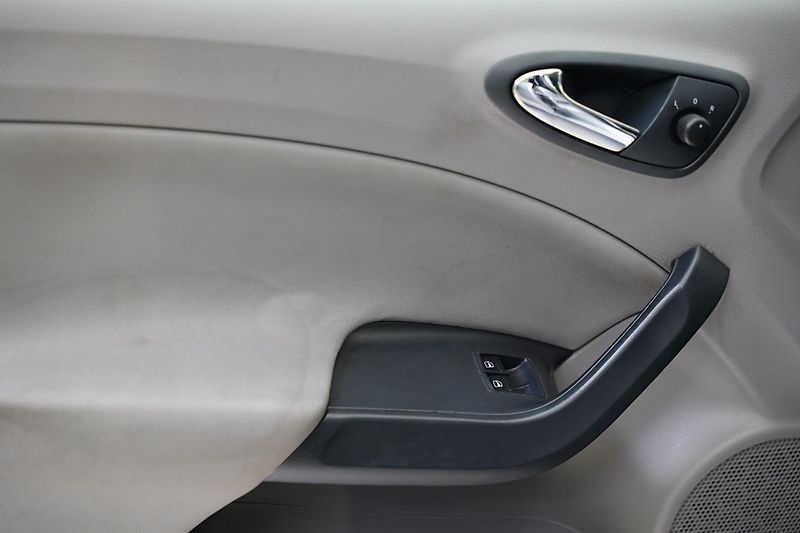 Seat Ibiza - fotka 12 z 25