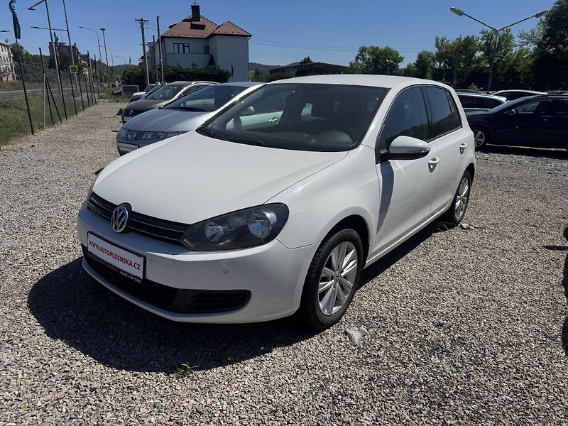 Volkswagen Golf 1,4TSi,rezervace - fotka 2 z 34