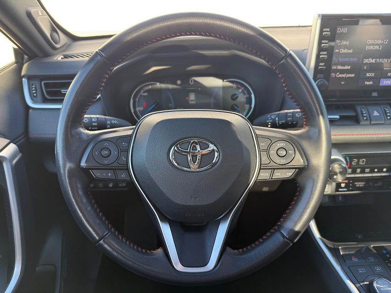 Toyota RAV4 2.5 PHEV e-CVT Selection VIP A - fotka 15 z 30