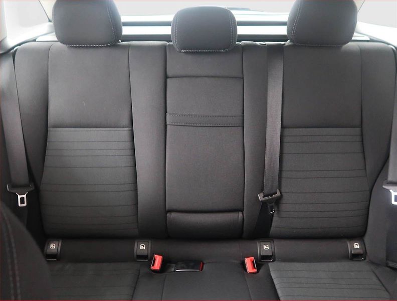 Mercedes-Benz Třídy C (2019) C 200 d, Automat, Navi - fotka 10 z 20