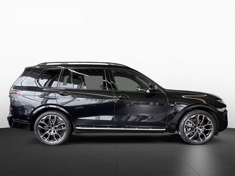 BMW X7 xDrive40i M-Sport ExDrive SkyL - fotka 3 z 16