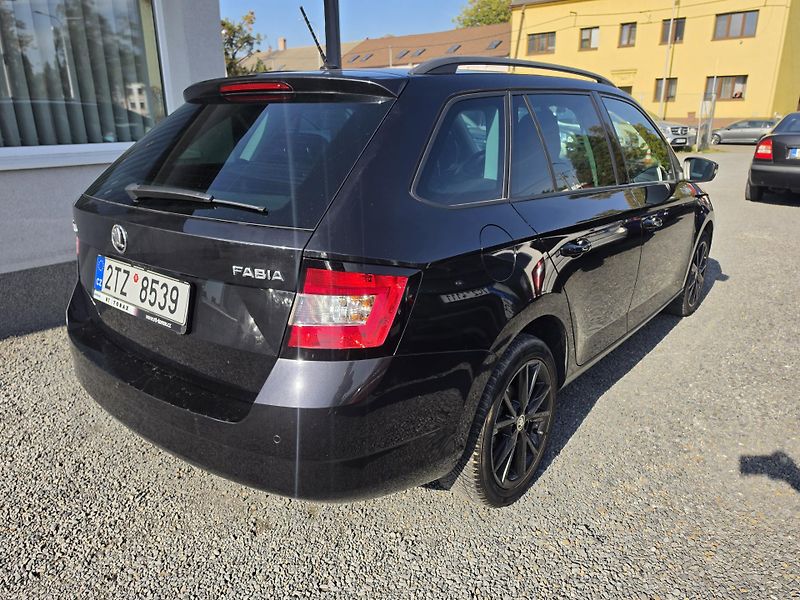 Škoda Fabia 1.2 TSI Vyhřev sedadel Led - fotka 4 z 23