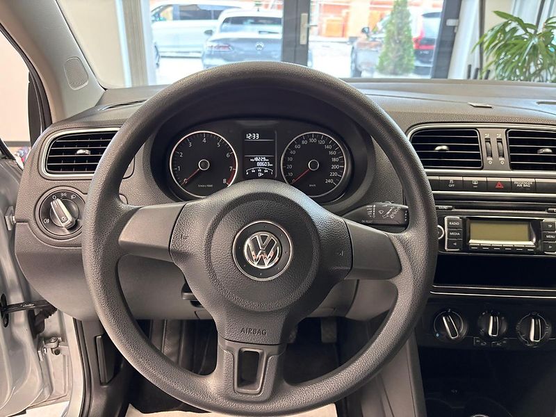 Volkswagen Polo 1.2i - fotka 14 z 28