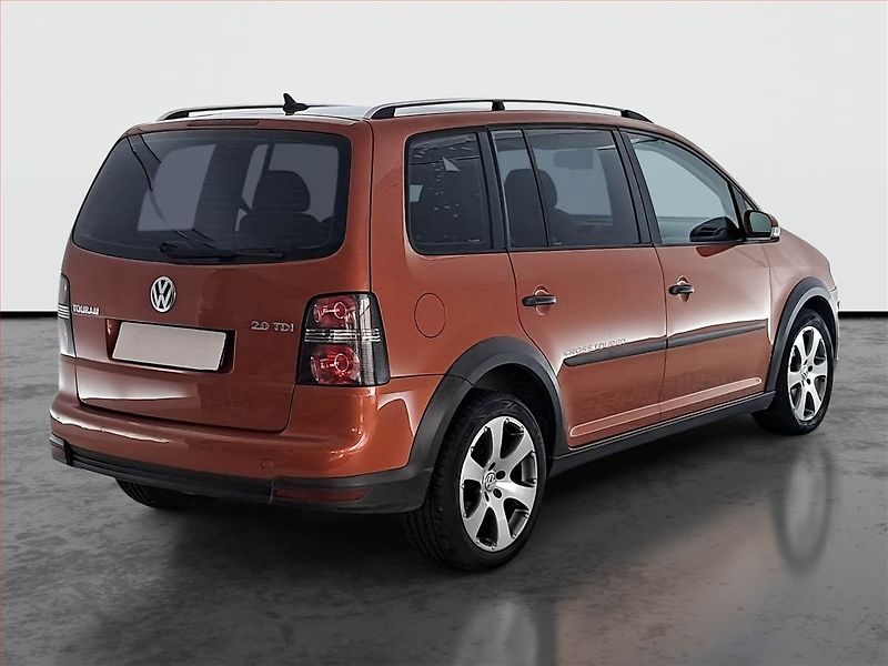 Volkswagen Touran (2007) Cross 2.0 TDI, Automat, 7 míst - fotka 5 z 17