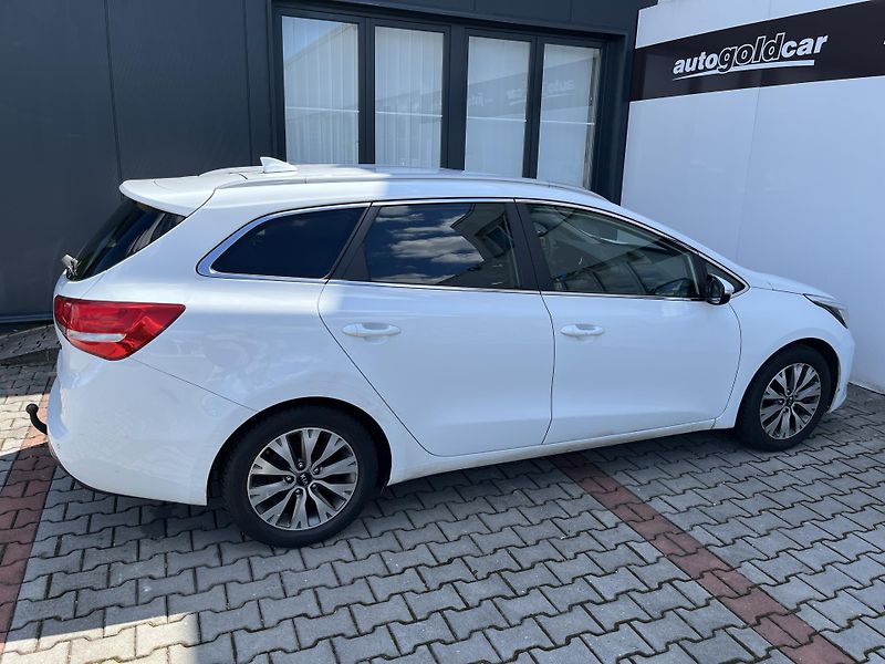 Kia Ceed Sportswagon Cool 1.6 GDI - fotka 7 z 23