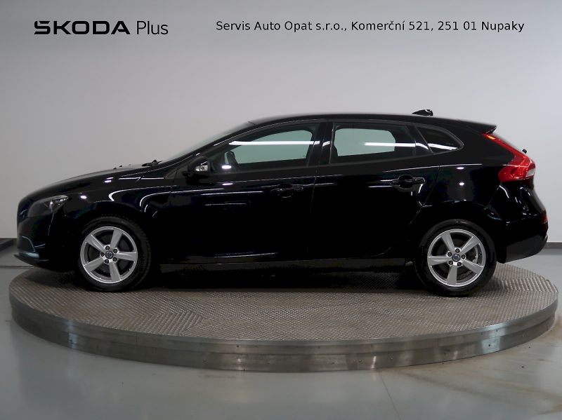 Volvo V40 (2016) 2.0D 88KW - fotka 3 z 26