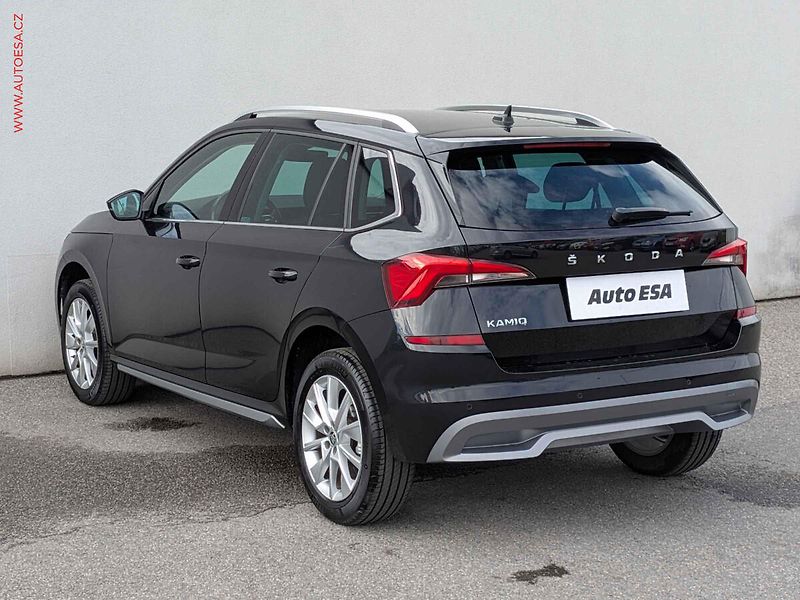 Škoda Kamiq (2023) 1.0TSi, 2.maj,ČR, Style, LED - fotka 4 z 15