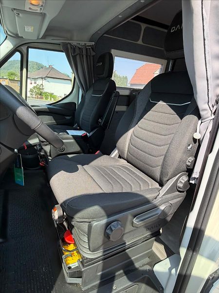 Iveco Daily 3,0 35C21HA8V 16m3 - fotka 37 z 46