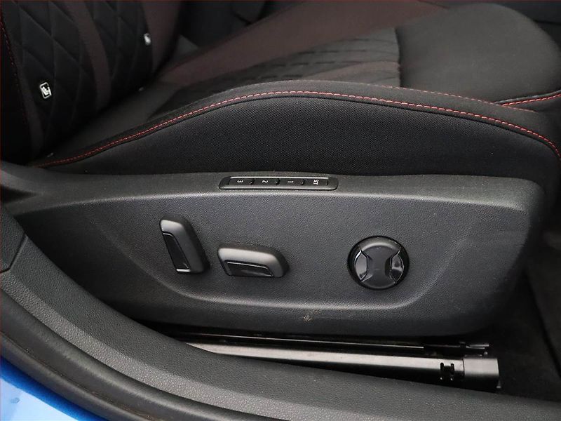 Škoda Octavia (2020) RS 2.0 TSI - fotka 24 z 27