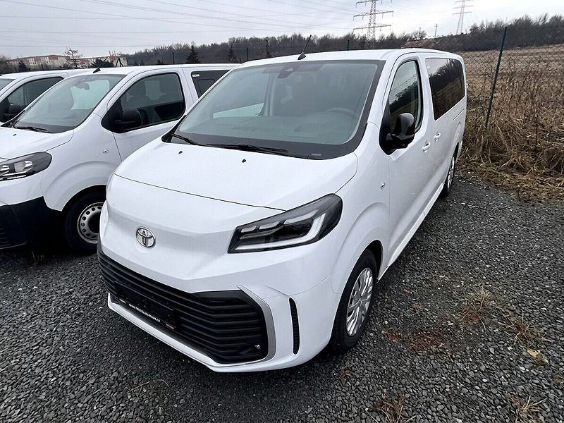 Toyota ProAce Verso 2,2 L2 Business + Mobility pak - fotka 3 z 7