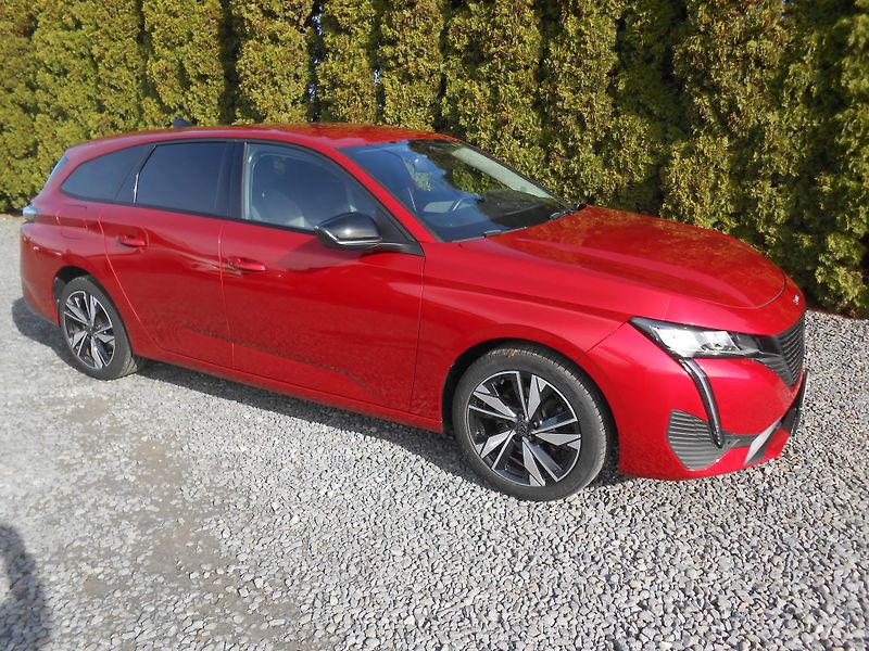 Peugeot 308 allure,led,automat,44tkm - fotka 11 z 41