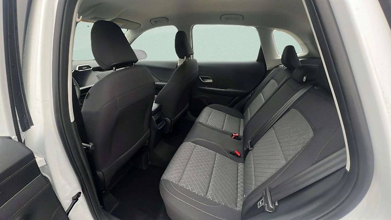 MG ZS (2026) EXCITE 1.5 MT5 (85kW/115k) / 1 - fotka 24 z 29