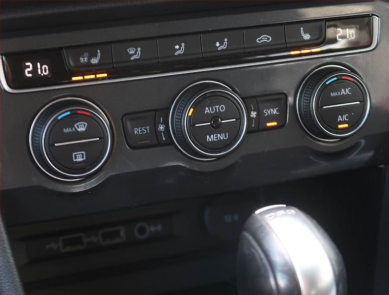 Volkswagen Tiguan Allspace (2019) Highline 2.0 TDI, DSG,Full Led - fotka 24 z 26