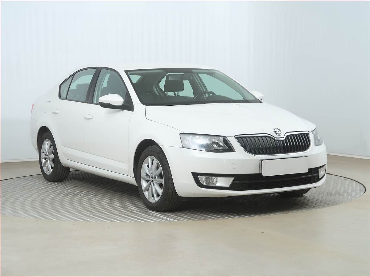 Škoda Octavia 1.2 TSI, Serv.kniha, Tempomat