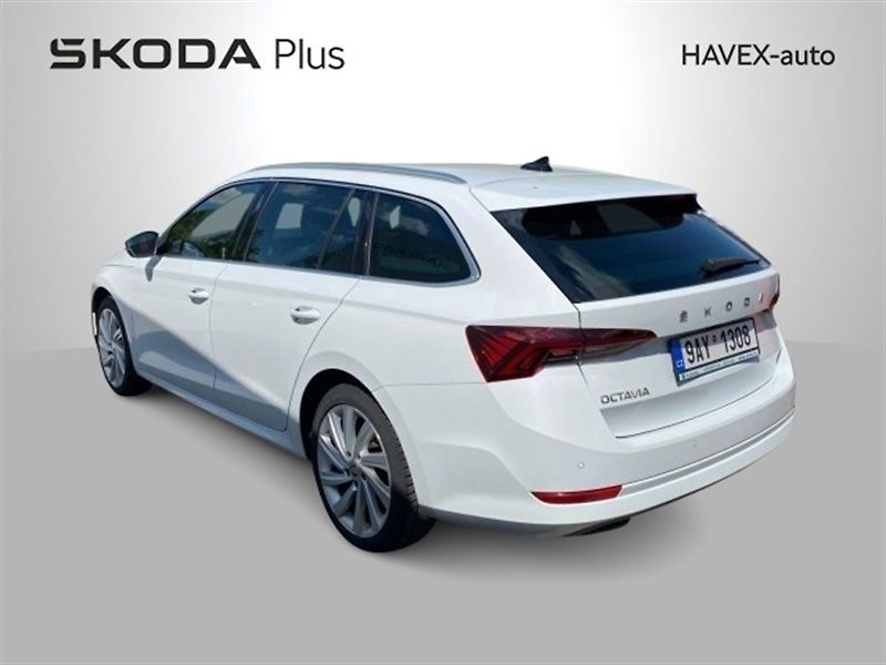 Škoda Octavia (2023) Combi 2.0 TDI DSG Style - fotka 2 z 6