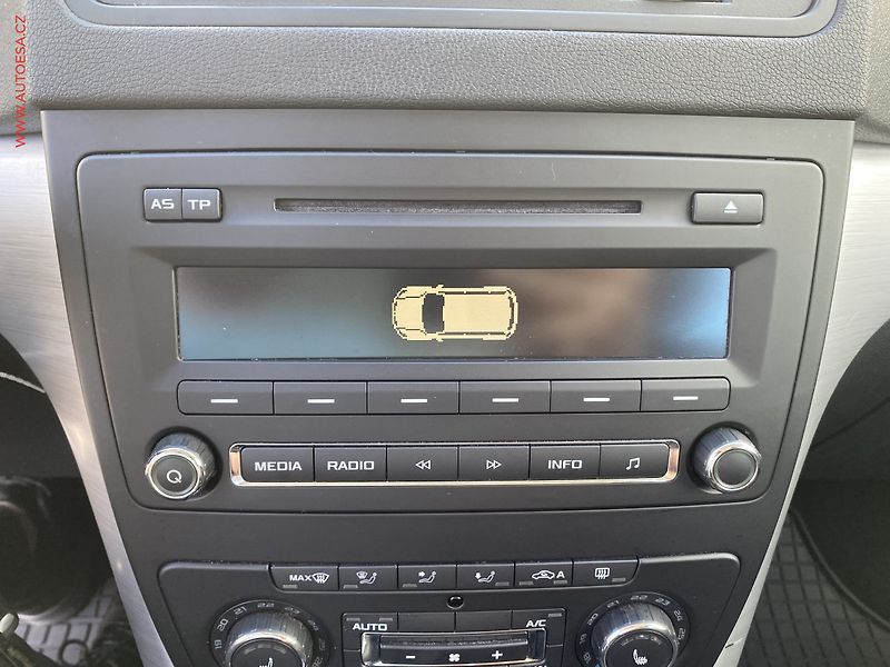 Škoda Yeti (2013) 1.4 TSi, Ambition, výhřev - fotka 16 z 16