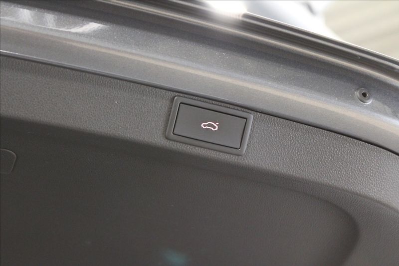 Škoda Octavia 2,0 TDI RS 147KW 4x4 zánovní - fotka 5 z 39