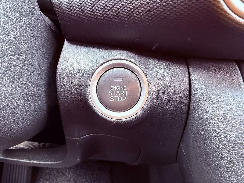 Hyundai Kona 1.6 T-GDi Premium Aut., Max vý - fotka 30 z 36