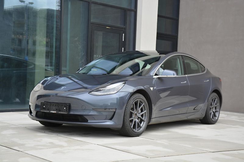 Tesla Model 3 LONG RANGE 4x4 1 MAJITEL - fotka 34 z 46