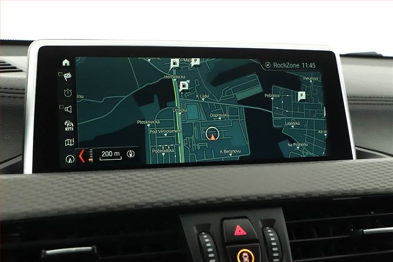 BMW X2 (2019) xDrive20d, 4X4, Automat - fotka 13 z 21
