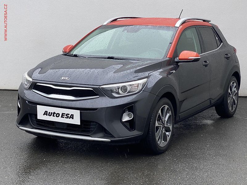 Kia Stonic (2018) 1.0 T-GDi, Platinum, kůže - fotka 3 z 18