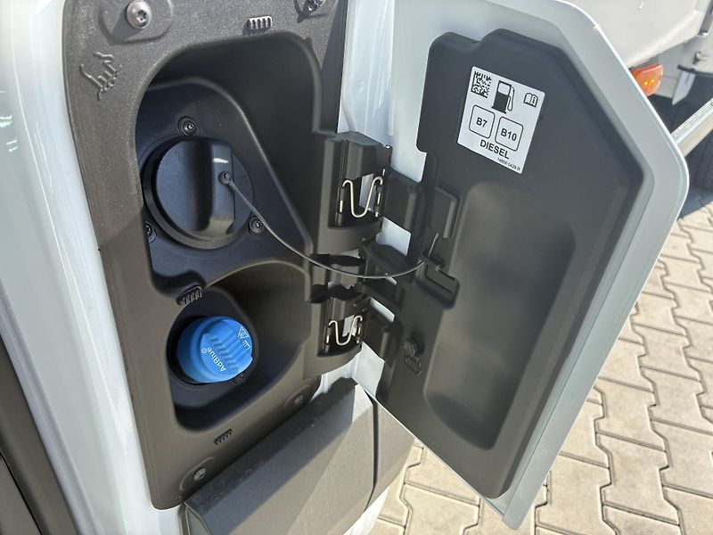 Renault Master (2025) L3H1 CCAB sklápěč S3 - fotka 28 z 31