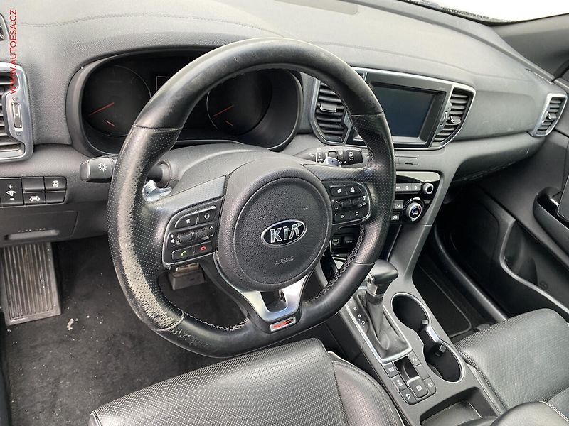 Kia Sportage (2016) 2.0 CRDi AWD, GT Line, AT - fotka 13 z 20