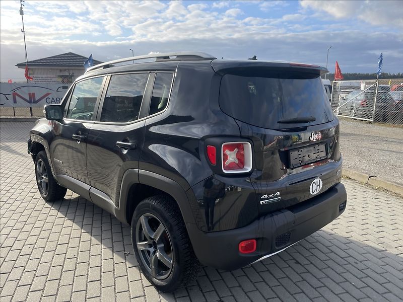Jeep Renegade 2,0 CRD 103kw 4x4 LIMITED odp. - fotka 3 z 32