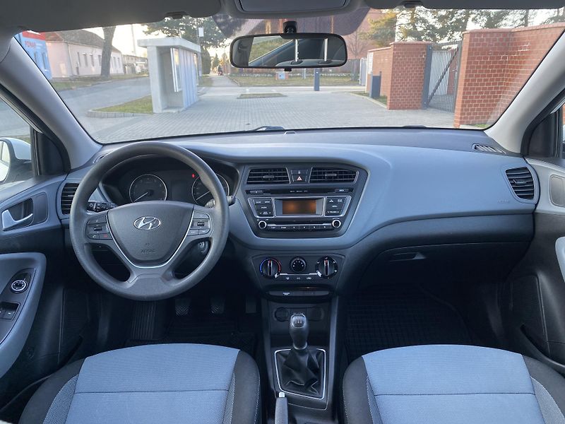 Hyundai i20 1.2i SELECT, NAJ.116TIS.KM!! - fotka 30 z 39