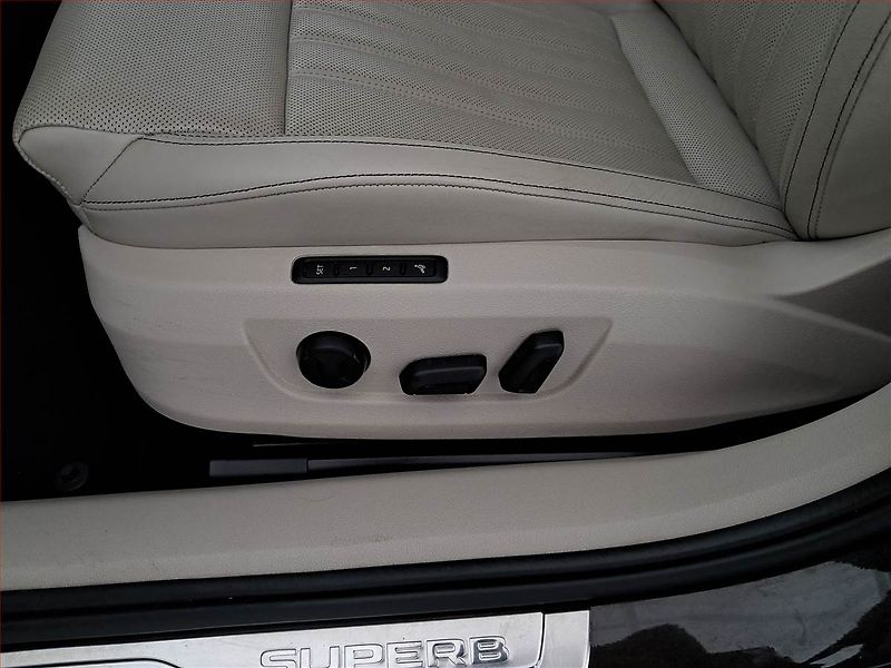 Škoda Superb (2020) Style 2.0 TDI - fotka 22 z 25