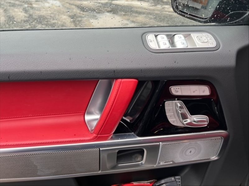 Mercedes-Benz Třídy G 4,0 V8 500 - fotka 11 z 11
