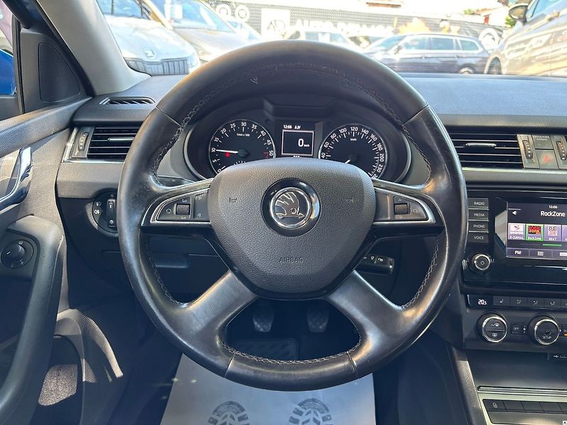 Škoda Octavia 1.6TDI/2015/ELEGANCE,ČR,MANUÁL - fotka 30 z 52