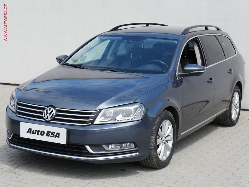 Volkswagen Passat (2011) 2.0TDi, ČR, Comfortline - fotka 3 z 22