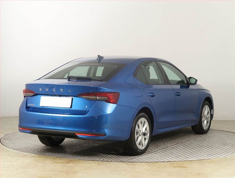 Škoda Octavia (2025) Selection 1.5 TSI - fotka 5 z 22