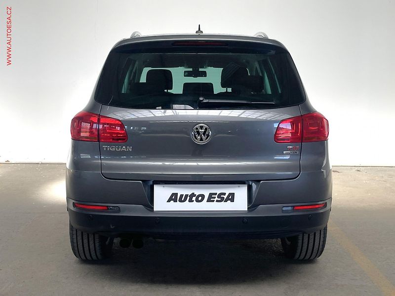 Volkswagen Tiguan (2014) 1.4 TSi 4X4, CUP, park.čidla - fotka 5 z 15